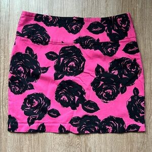 Forever 21 Hot Pink and Black Floral Pencil Skirt Size Large